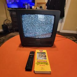 Samsung 13" CRT TV/VCR Combo With Remote