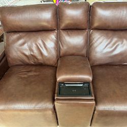 Leather Loveseat w/Power Recline