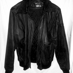 Mens Black Leather Bomber Style Jacket Ex. Condition 