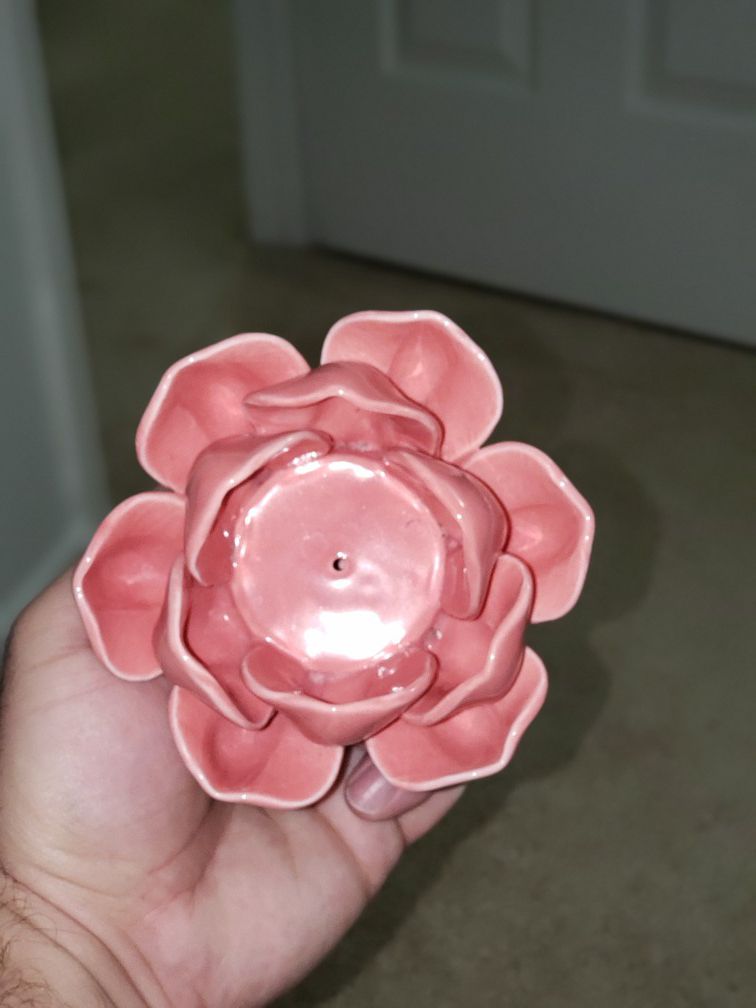 Hand crafted gorgeous lotus flower candle holder