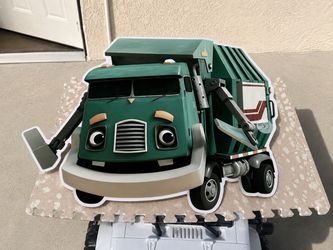 Trash truck