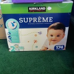 Kirkland Diapers Size 2  174 Diapers 