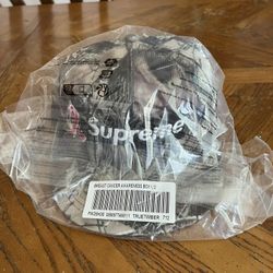 Supreme x New Era Breast Cancer Awareness Box Logo Fitted Hat Size 7 1/2