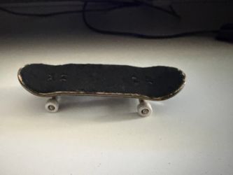 Mini Fingerboard Toy Skateboard