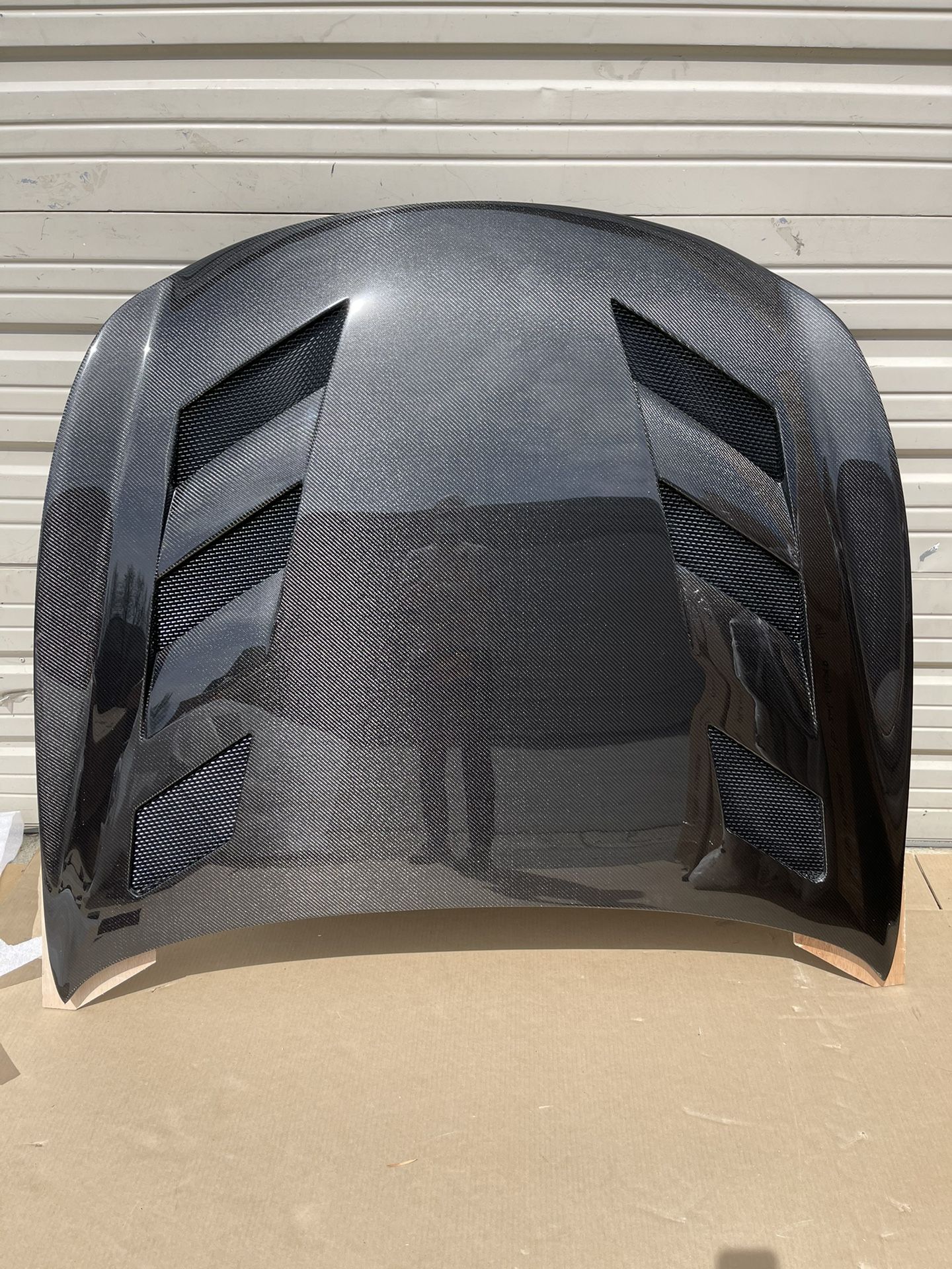 2008 - 2015 Infiniti G Coupe G37 Q60 VIS Racing AMS Style Carbon Fiber Vented Hood 