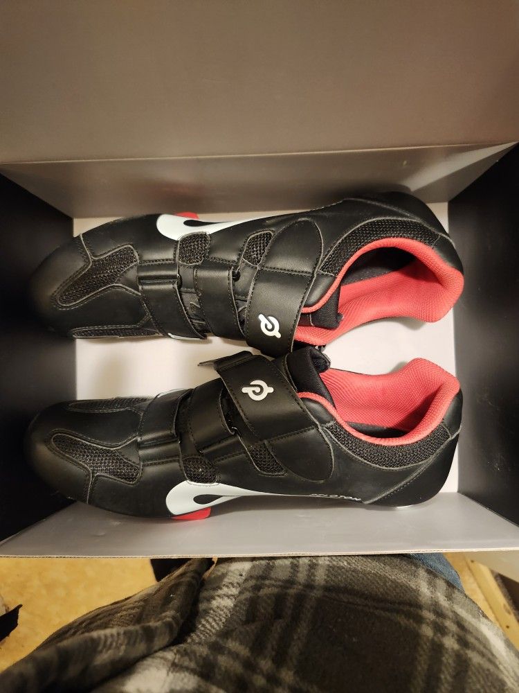 Peleton Shoes And Peddles