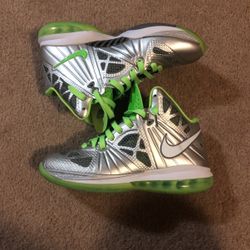 NIKE LEBRON 8 P.S. ‘DUNKMAN’ SIZE 8 - BOX NOT INCLUDED ** MUST BE ABLE TO MEET IN DMV AREA **