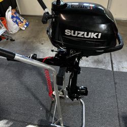 Suzuki 2.5 Outboard Motor 4 stroke 