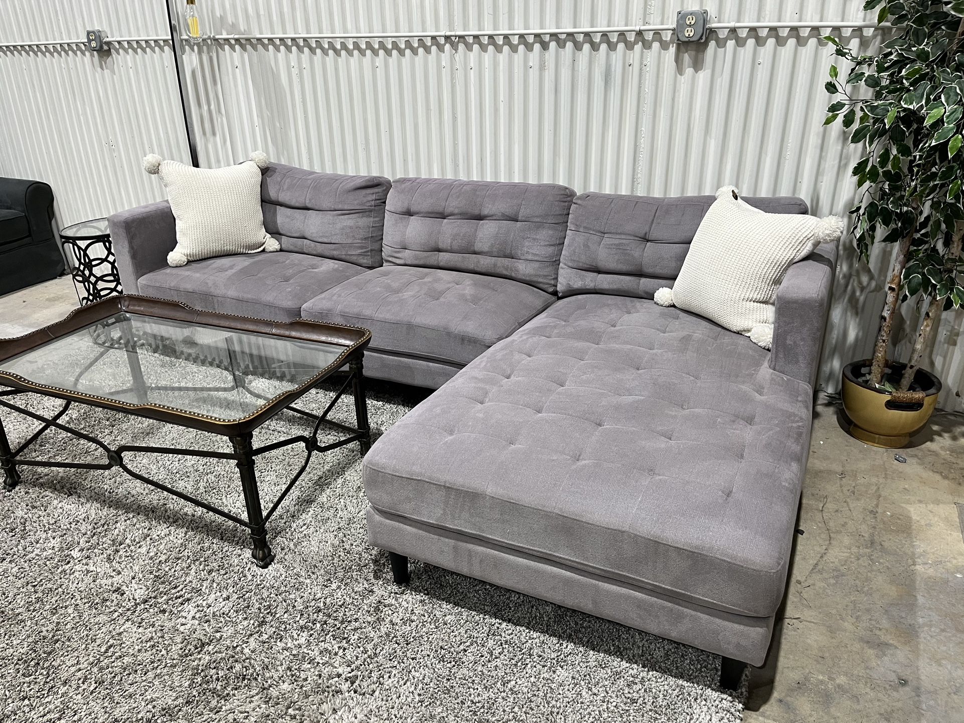 Corner Sectional Sofa Couch - Chaise Lounge - 2pcs - Gray - Cleaned - Comfy - Delivery Available 