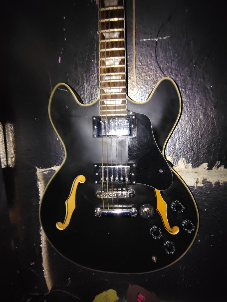 Firefly FF338 Style Semi-Hollow Electric Guitar