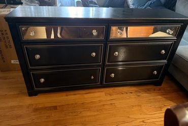 Modern Black Dresser & Nightstand Set w/ Mirror Drawers