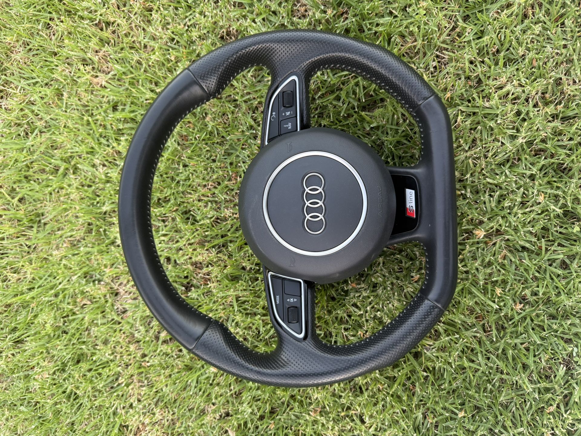 13/17 Audi Models A5-4-3 Q5 8R S Line Leather Sport OEM Steering Wheel