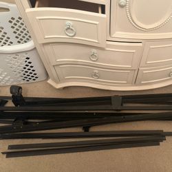 FREE King Size Metal Bed Frame 