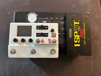 Line 6 HX Stomp Limited Edition White