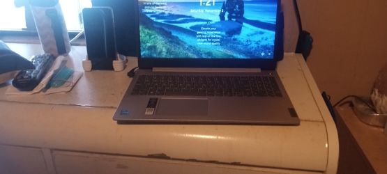 Lenovo Computer For Sale 1 Yr Old