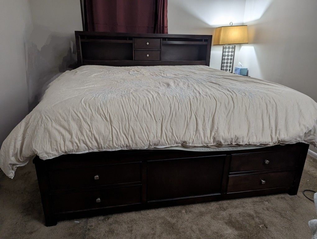 King Size Bed with Storage