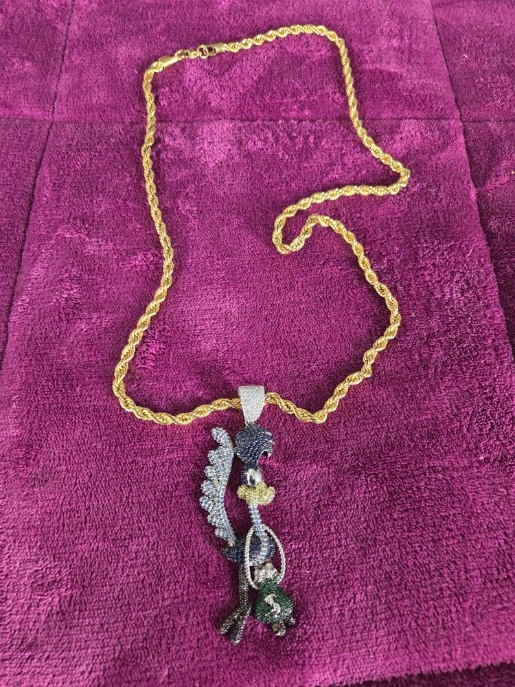 Road Running Chain & Pandent