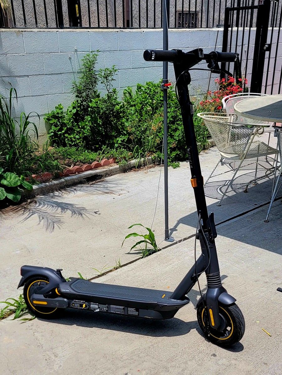 Scooter Semi Nuevo
