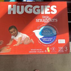 New Box Of Huggies Snugglers size 3 