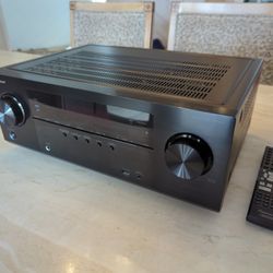 Pioneer VSX-522-K Receiver Surround Sound