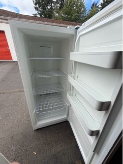 14.2 Cu. Ft. Upright Freezer