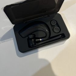 Bluetooth earphone