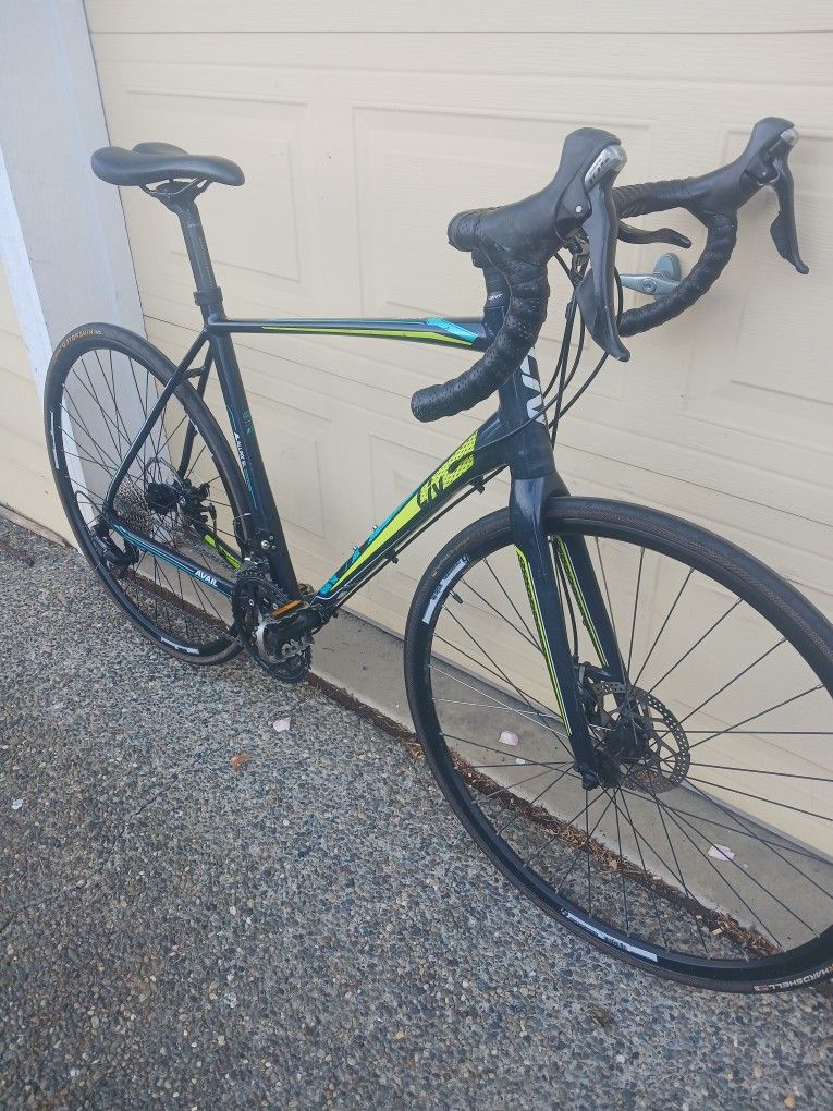 Giant Disc Road Bike 54cm