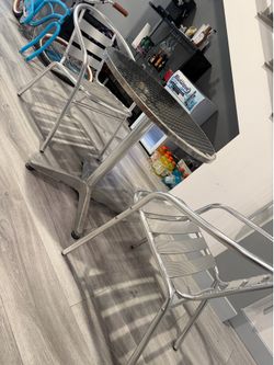 Table & 2 chairs