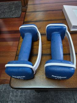 Reebok 5 pound hand weights NEW CONDITION