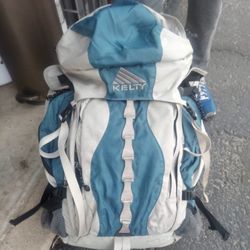 Kelly Coyote 4500 Backpack