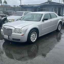 2005 Chrysler 300