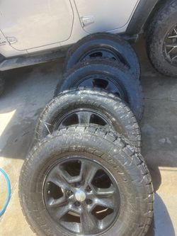 2015 grand Cherokee Rims only