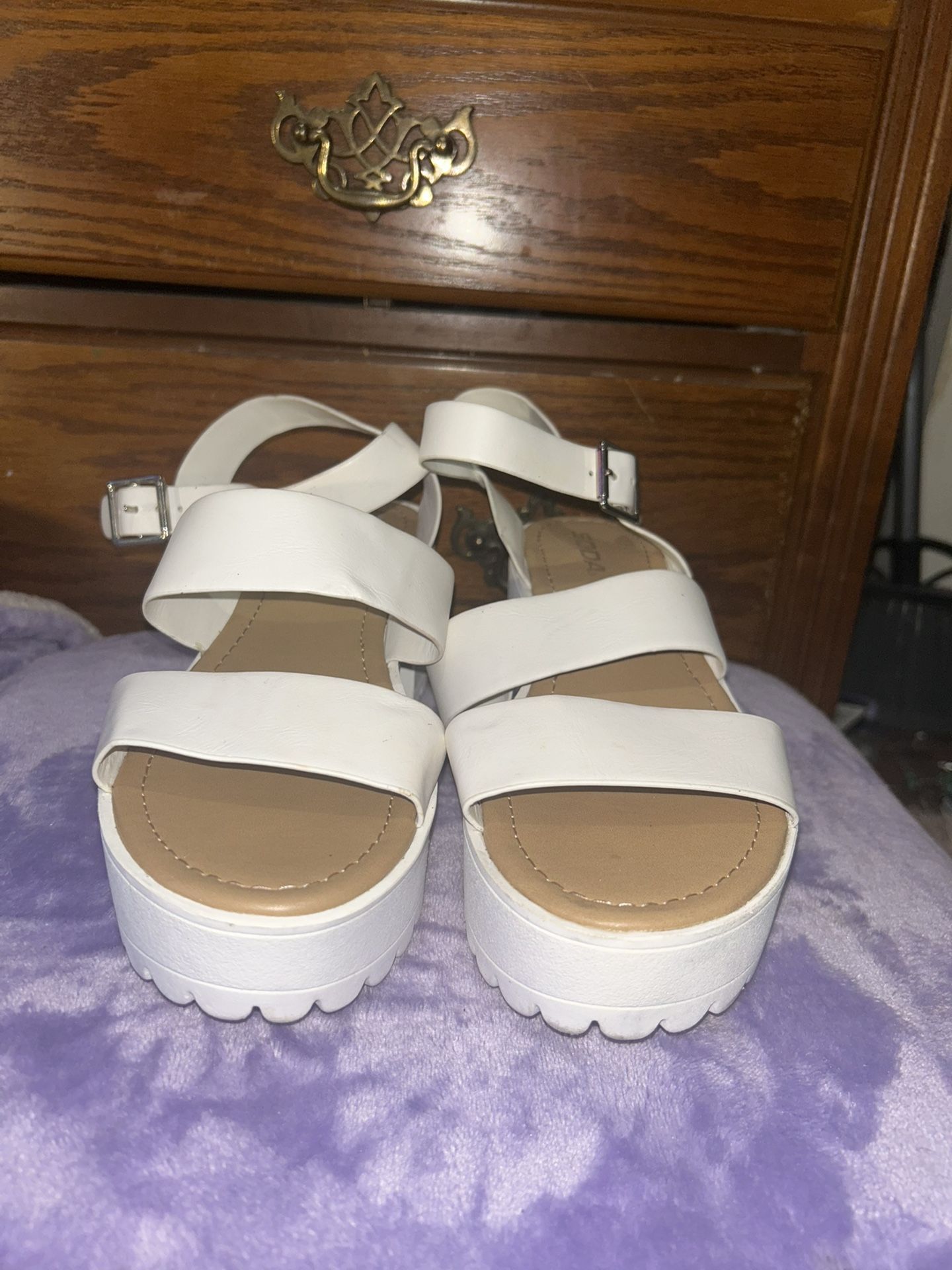 Women’s Sandals