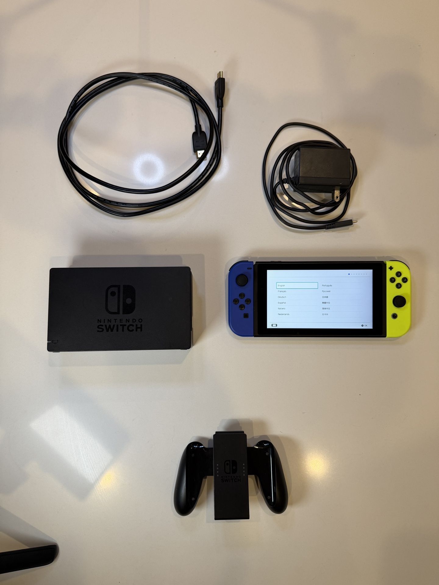 Nintendo Switch (READ DESCRIPTION)