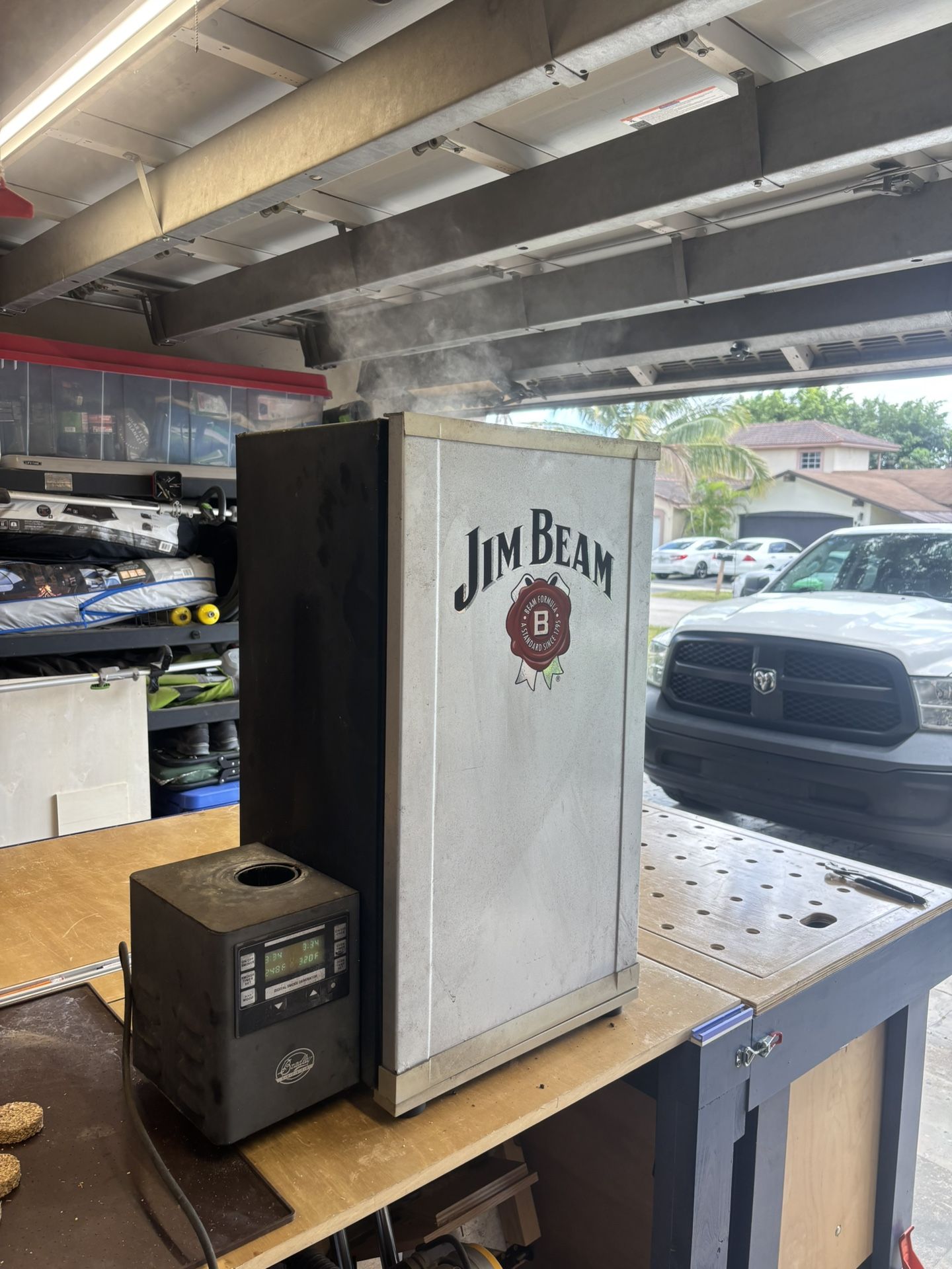 Bradley 4 Rack Digital Smoker