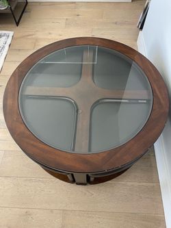 Marion Cocktail Table with Stools