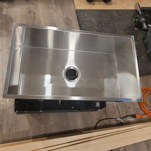 ESI LB1300 Sink-Faucet NEW -Sold Separately