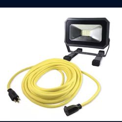 Husky 14/3 50' ft. Yellow Extension Cord w/ 1,000 Lumen Work Light NEW