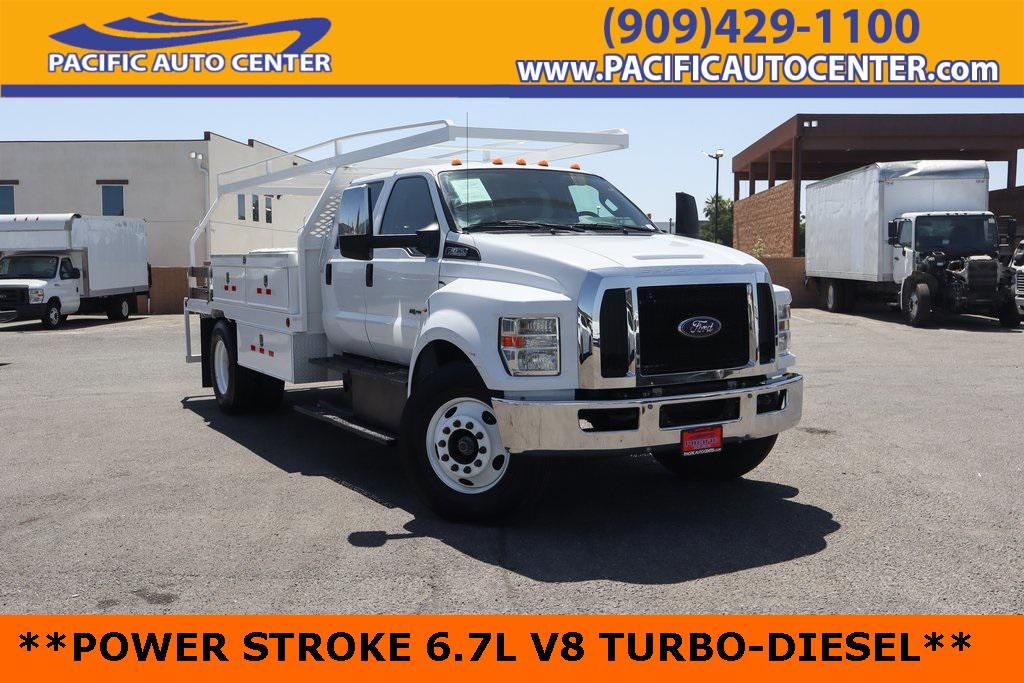 2016 Ford F-650 Diesel