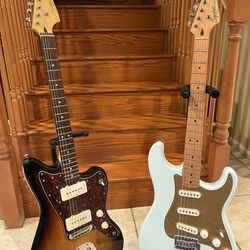 Squier Classic Vibe Jazzmaster and Anniversary Stratocaster (Mint)