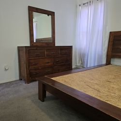 Beautiful Bed Frame KING SET  