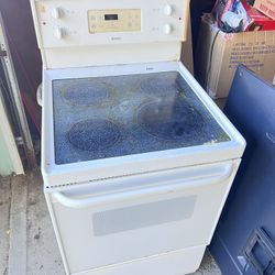 Appliances/Furniture