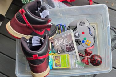 Price dropped .Mixed Lot – Nike Sneakers, Games, Controller & More