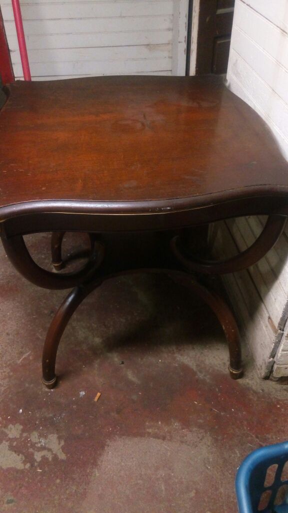 Antique Leonardo Furniture Company