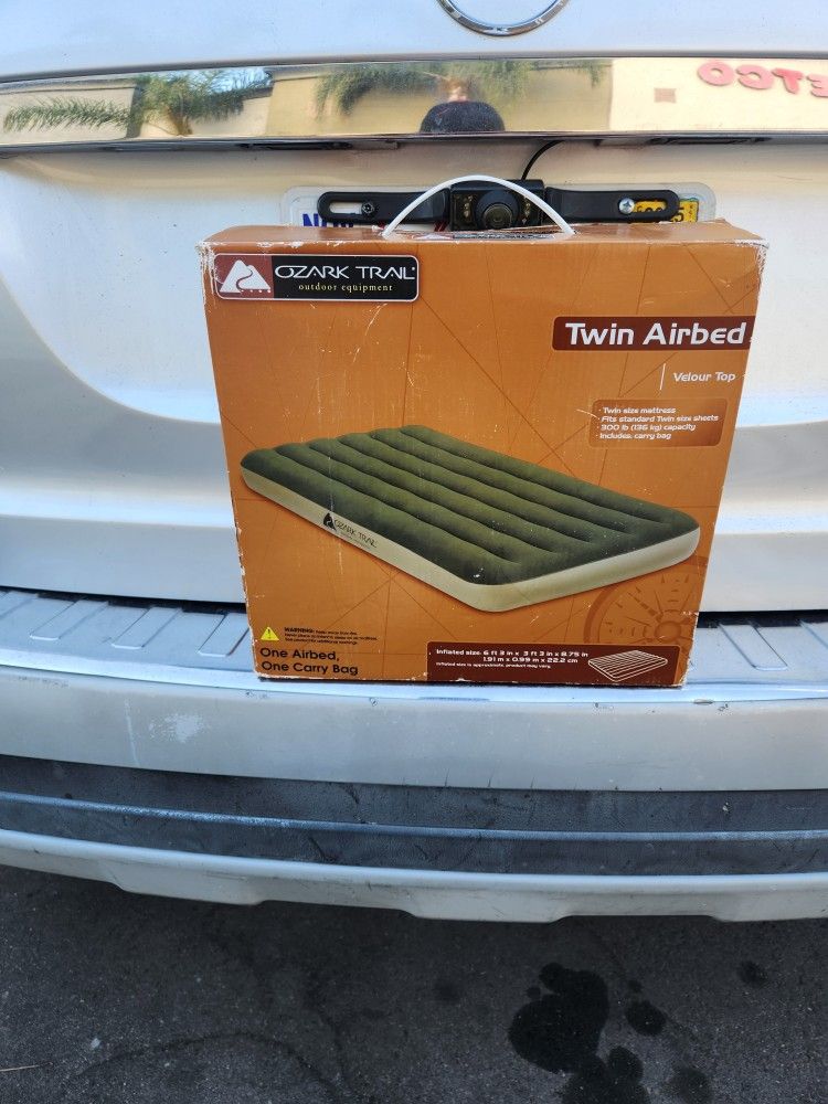 Ozark Trail Twin Bed Air Mattress