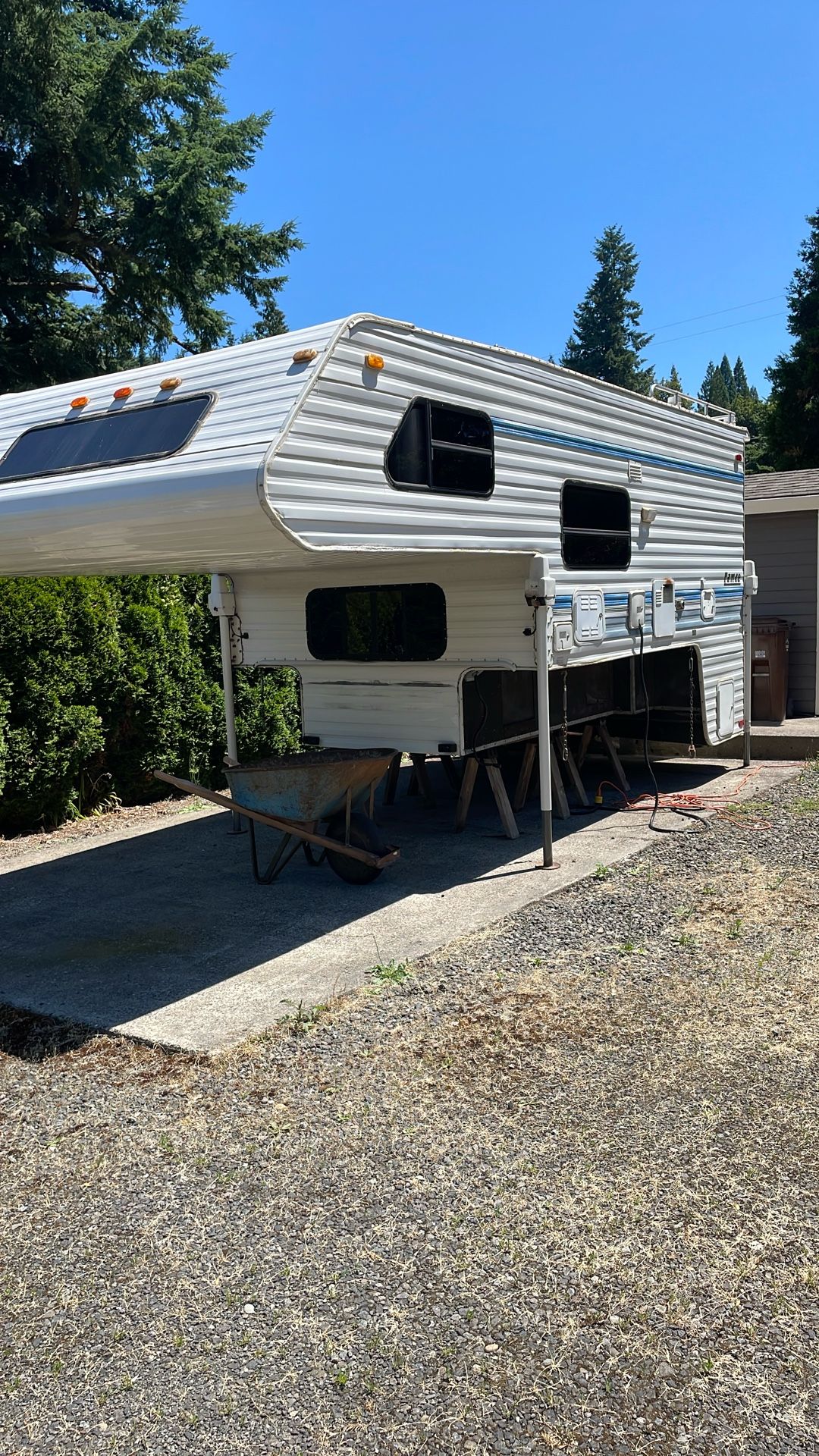 Lance Camper