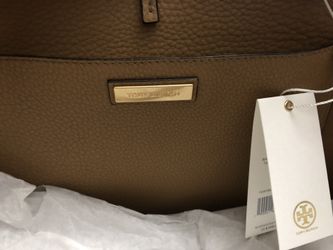 Tory Burch McGraw Camera Bag for Sale in Sacramento, CA - OfferUp