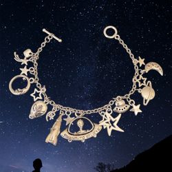 Area 51, UFOs, Aliens And Space Handmade Charm Bracelet !