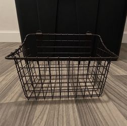 Dark Bronze Metal Wire Storage Basket