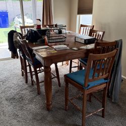 Dining Room Table 